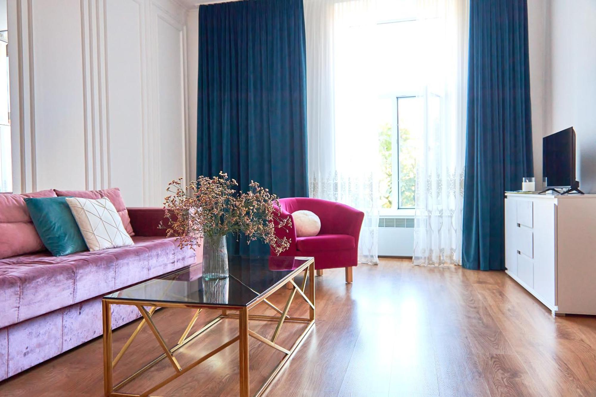 Elegant Lux Apartment In Central Square Mukačevo Esterno foto